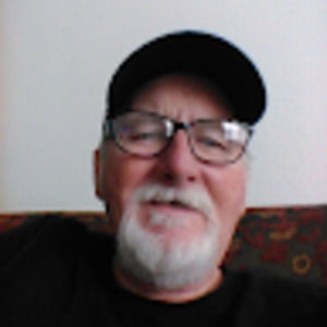 Meet your Posher, Dennis